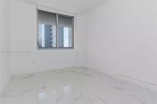 16385 Biscayne Blvd, North Miami Beach, FL 33160 - Photo 11