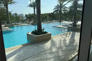 16385 Biscayne Blvd, North Miami Beach, FL 33160 - Photo 17