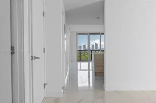 16385 Biscayne Blvd, North Miami Beach, FL 33160 - Photo 3