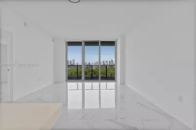16385 Biscayne Blvd #717, North Miami Beach, FL 33160 - Photo 23
