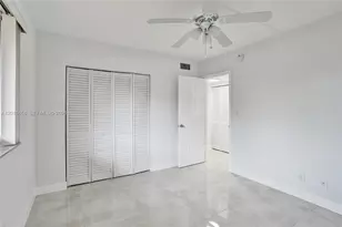 5950 Del Lago Cir, Sunrise, FL 33313 - Photo 31