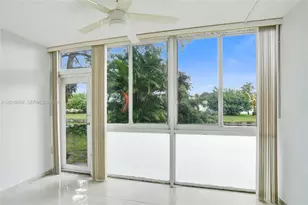 5950 Del Lago Cir, Sunrise, FL 33313 - Photo 41