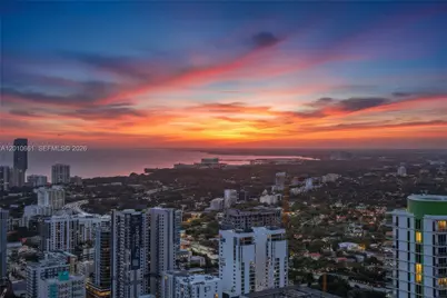 92 SW 3rd St #5202, Miami, FL 33130 - Photo 1