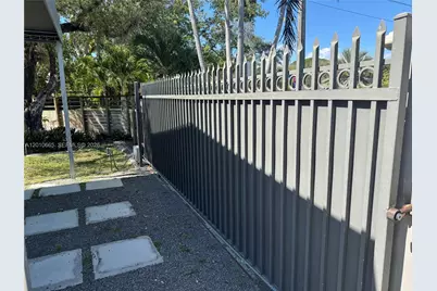3155 SW 132nd Ave, Miami, FL 33175 - Photo 3