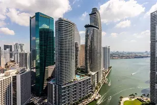 77 SE 5th St, Miami, FL 33131 - Photo 37