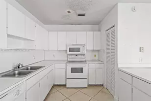 14300 SW 52nd St, Miami, FL 33175 - Photo 23