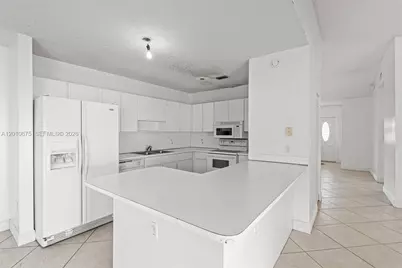 14300 SW 52nd St, Miami, FL 33175 - Photo 21