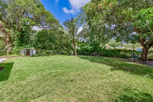 981 NE 152nd St, Miami, FL 33162 - Photo 35