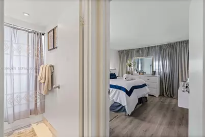 2850 Somerset Dr #410L, Lauderdale Lakes, FL 33311 - Photo 7