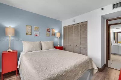 2555 Collins Ave #2401, Miami Beach, FL 33140 - Photo 13
