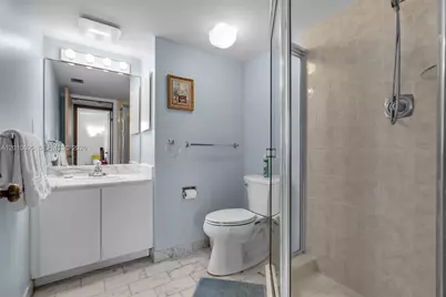 2555 Collins Ave #2401, Miami Beach, FL 33140 - Photo 19