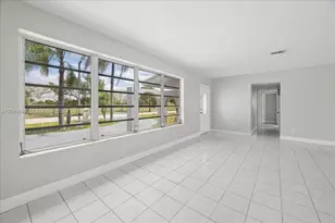 9280 SW 164th St, Palmetto Bay, FL 33157 - Photo 9