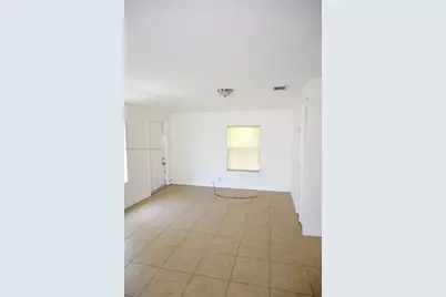 1455 NE 146th St #B, Miami, FL 33161 - Photo 9