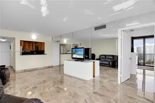 3701 N Country Club Dr, Aventura, FL 33180 - Photo 17