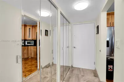 3701 N Country Club Dr #2203, Aventura, FL 33180 - Photo 11