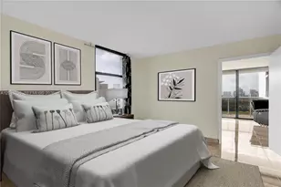 3701 N Country Club Dr, Aventura, FL 33180 - Photo 25
