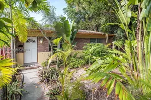 2411 Hayes St, Hollywood, FL 33020 - Photo 1