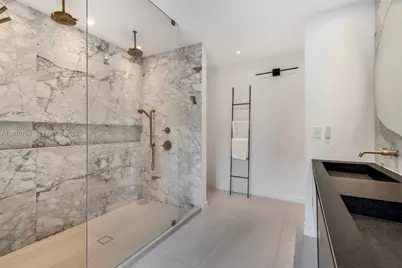 5225 La Gorce Dr, Miami Beach, FL 33140 - Photo 17