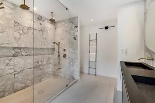 5225 La Gorce Dr, Miami Beach, FL 33140 - Photo 17