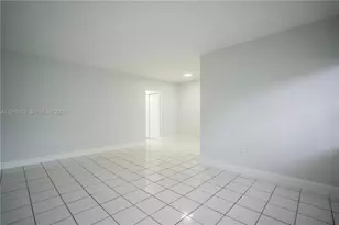 7640 Carlyle Ave, Miami Beach, FL 33141 - Photo 5