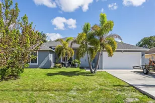 115 SW Glenwood Dr, Port Saint Lucie, FL 34984 - Photo 1