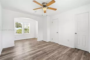 340 NE 125th St, North Miami, FL 33161 - Photo 27