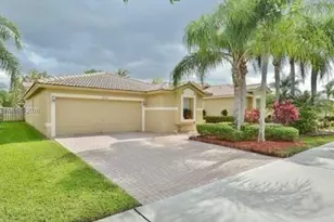 16410 Sapphire Bend, Weston, FL 33331 - Photo 1
