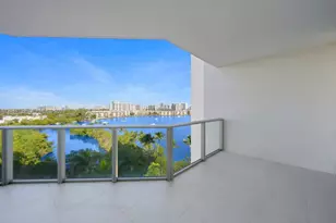 17301 Biscayne Blvd, North Miami Beach, FL 33160 - Photo 1