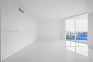 17301 Biscayne Blvd, North Miami Beach, FL 33160 - Photo 17