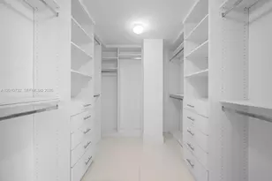 17301 Biscayne Blvd, North Miami Beach, FL 33160 - Photo 25