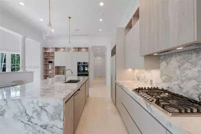 26 Tahiti Beach Island Rd, Coral Gables, FL 33143 - Photo 15