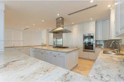 425 N Shore Dr, Miami Beach, FL 33141 - Photo 5