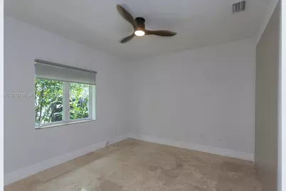 425 N Shore Dr, Miami Beach, FL 33141 - Photo 23