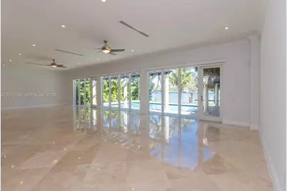 425 N Shore Dr, Miami Beach, FL 33141 - Photo 3