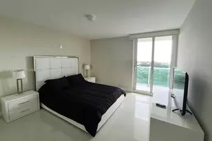 100 Bayview Dr, Sunny Isles Beach, FL 33160 - Photo 11