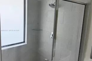 8167 NW 41st St, Doral, FL 33166 - Photo 23
