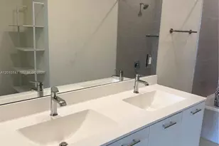 8167 NW 41st St, Doral, FL 33166 - Photo 21