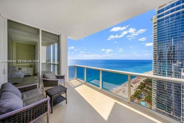18101 Collins Ave #4702 - 18101 Collins Ave #4702, Sunny Isles Beach, FL 33160 Luxury Property | Jose Angel Pina