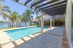 425 N Shore Dr, Miami Beach, FL 33141 - Photo 31