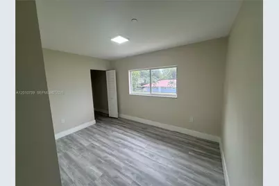 205 NW 159th St, Miami, FL 33169 - Photo 9