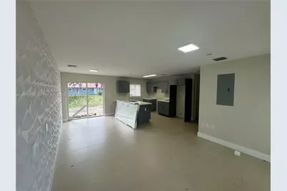 205 NW 159th St, Miami, FL 33169 - Photo 3