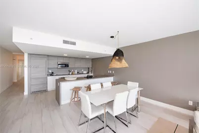 400 Sunny Isles Blvd #1518, Sunny Isles Beach, FL 33160 - Photo 9