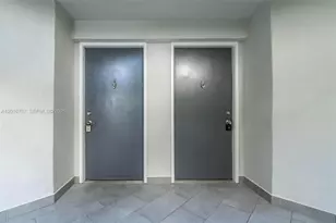 9431 Fontainebleau Blvd, Miami, FL 33172 - Photo 19