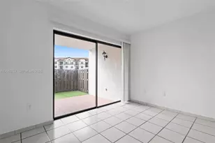 9431 Fontainebleau Blvd, Miami, FL 33172 - Photo 23