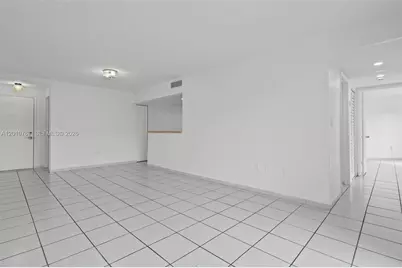 9431 Fontainebleau Blvd #112, Miami, FL 33172 - Photo 21