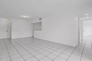 9431 Fontainebleau Blvd, Miami, FL 33172 - Photo 21