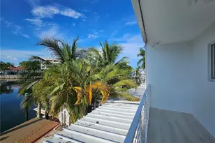 834 Raymond St, Miami Beach, FL 33141 - Photo 37