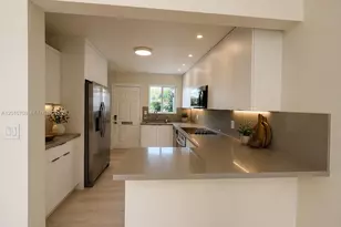 834 Raymond St, Miami Beach, FL 33141 - Photo 7