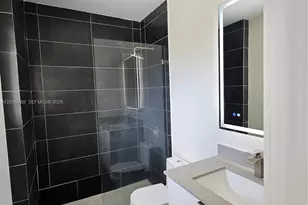 834 Raymond St, Miami Beach, FL 33141 - Photo 29