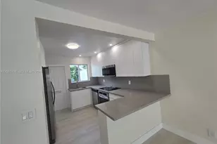 834 Raymond St, Miami Beach, FL 33141 - Photo 57